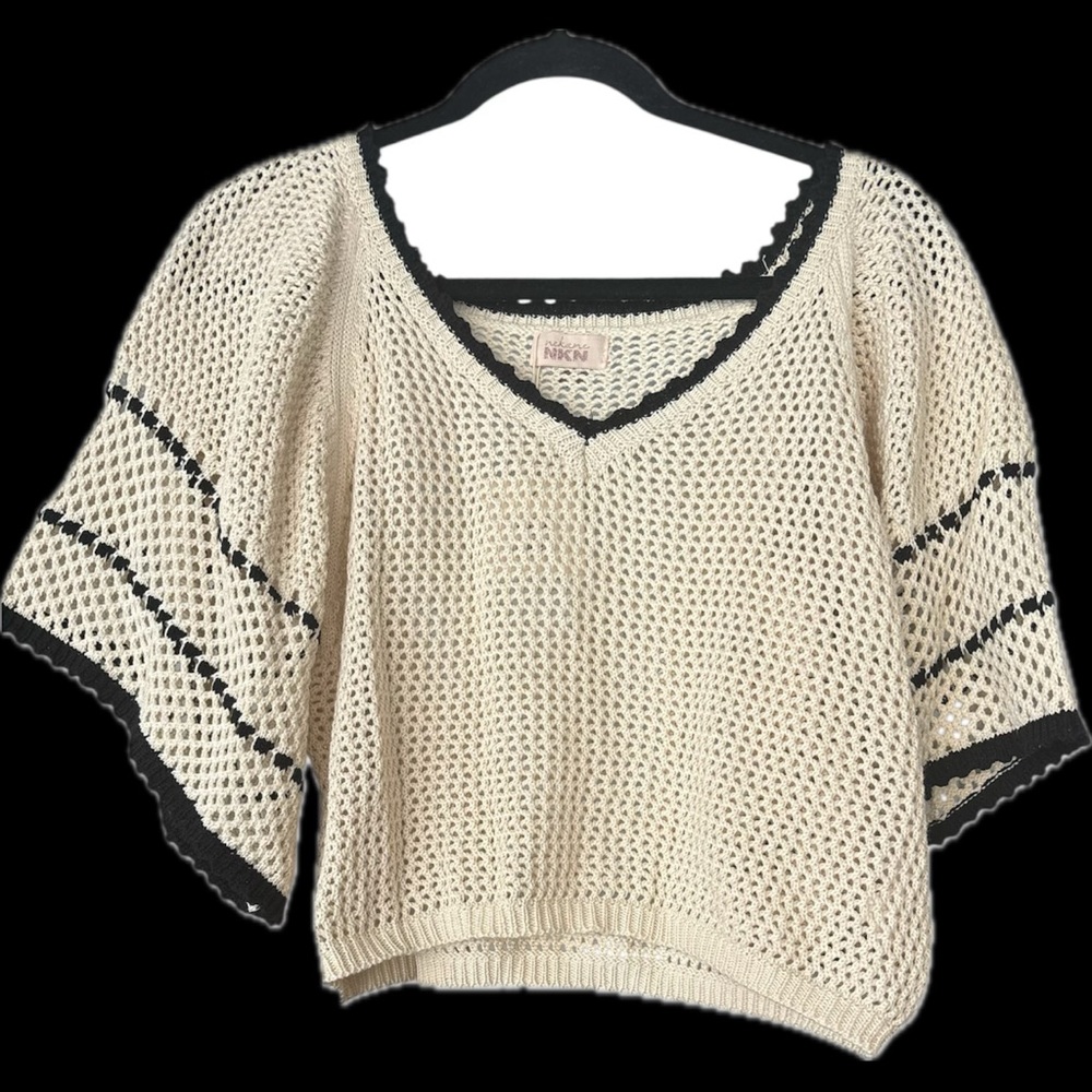 Nekane NKN V-Neck Cropped Sweater Ecru Open Weave S/M Oversized. NWT